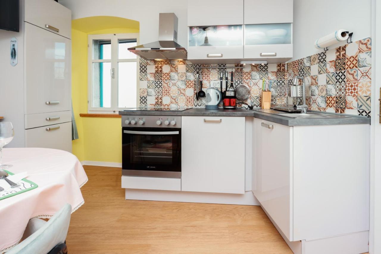 Apartmani Nad Voltun カスタヴ エクステリア 写真