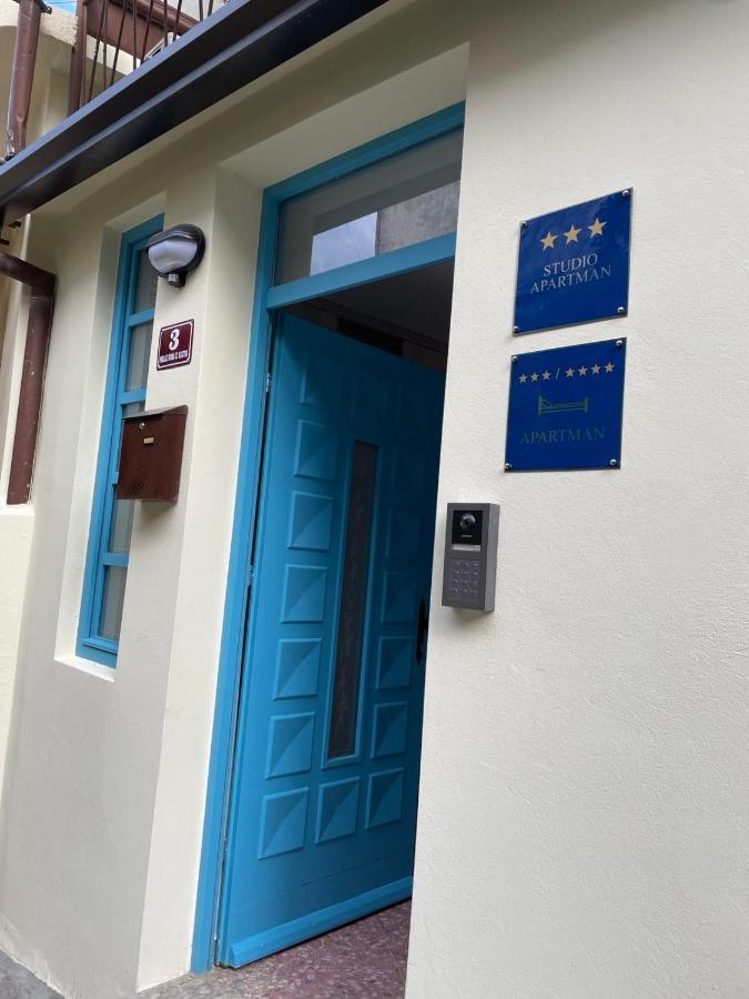 Apartmani Nad Voltun カスタヴ エクステリア 写真