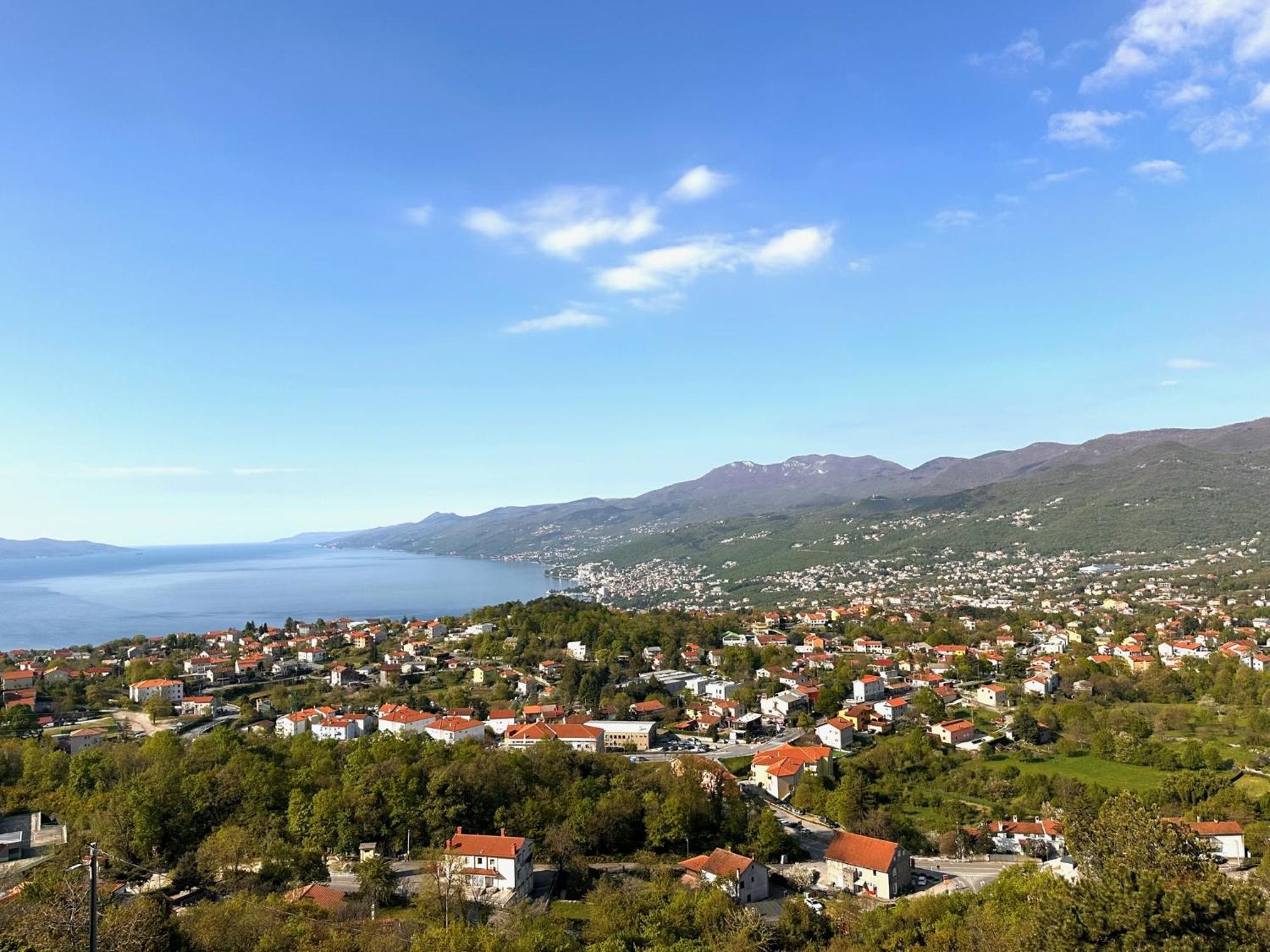 Apartmani Nad Voltun カスタヴ エクステリア 写真